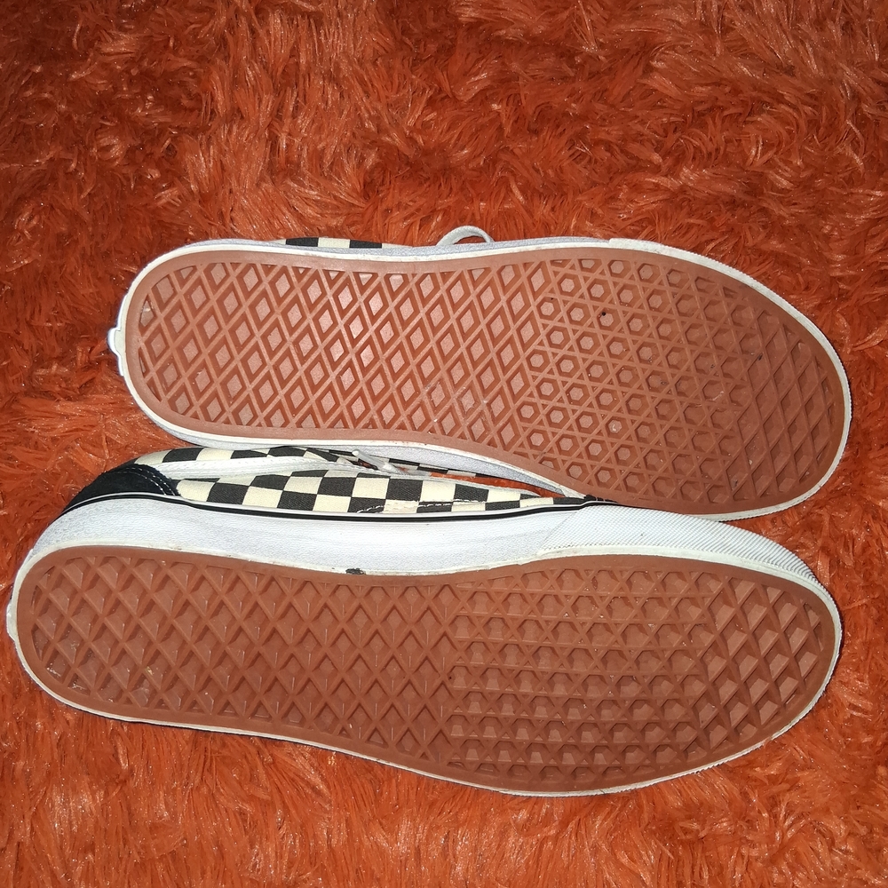 Vans Old Skool Checkerboard Sneakers in Black & Cream - Picture 7 of 8